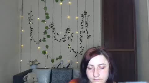 Jeneva online show from 04/30/26, 06:03