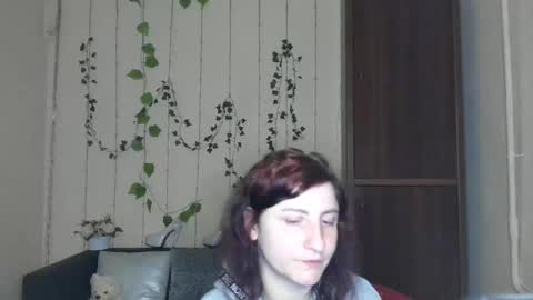 Jeneva online show from 05/11/26, 05:43