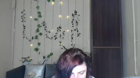 Jeneva online show from 05/12/26, 06:27