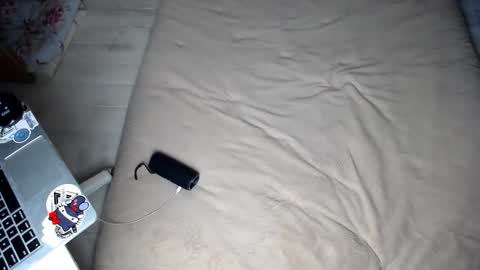 Snapshot of muse_online chatting on 12/12/24, 05:04 Muse Ali  online show from 12/12/24, 05:04