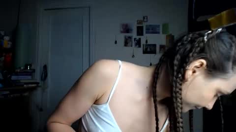 Snapshot of muse_online chatting on 12/19/24, 06:12 Muse Ali  online show from 12/19/24, 06:12