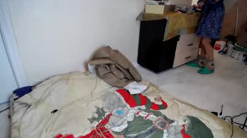 Snapshot of muse_online chatting on 12/21/24, 07:13 Muse Ali  online show from 12/21/24, 07:13