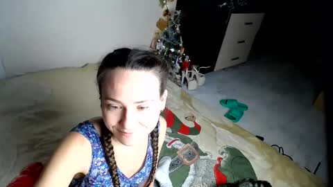 Snapshot of muse_online chatting on 12/23/24, 01:51 Muse Ali  online show from 12/23/24, 01:51