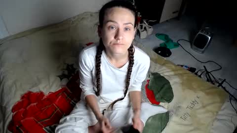 Snapshot of muse_online chatting on 12/23/24, 11:36 Muse Ali  online show from 12/23/24, 11:36