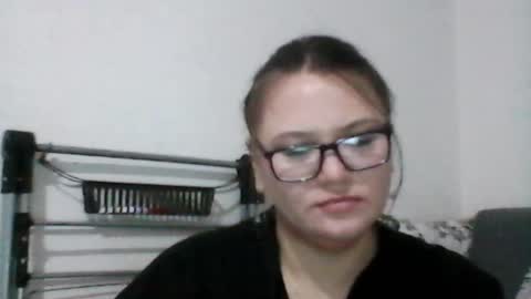 Snapshot of musechic_wild chatting on 01/18/26, 03:27 musechic_wild online show from 01/18/26, 03:27