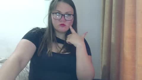 Snapshot of musechic_wild chatting on 04/04/26, 10:57 musechic_wild online show from 04/04/26, 10:57