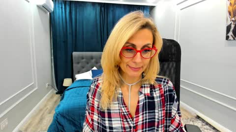 Diana online show from 01/15/25, 05:37