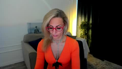 Diana online show from 05/19/26, 12:00