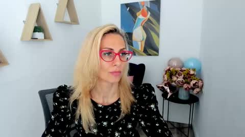 Diana online show from 05/28/26, 11:29