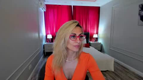 Diana online show from 06/21/26, 11:13