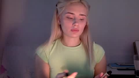 musescorner online show from 12/03/25, 10:57