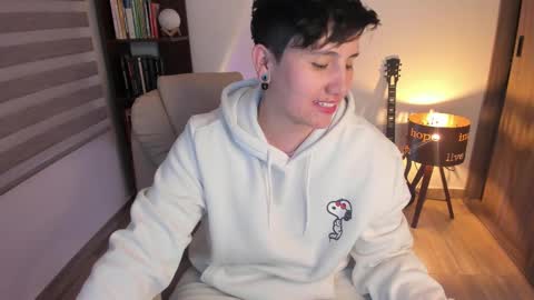 VALENTINA Luna  online show from 02/24/25, 06:27