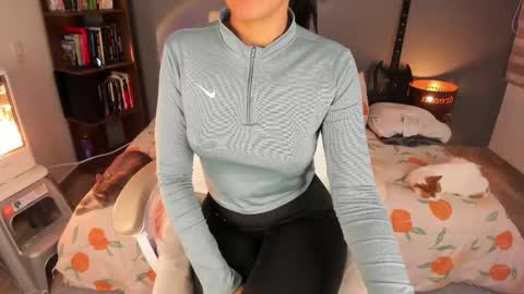 VALENTINA Luna  online show from 09/25/25, 09:13