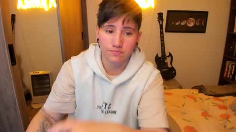 VALENTINA Luna  online show from 10/22/25, 12:11