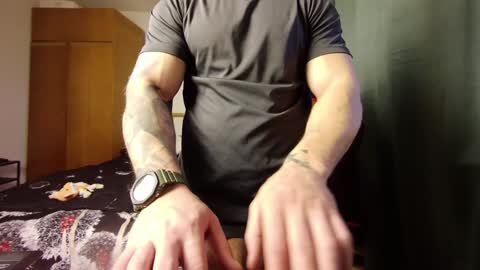 Snapshot of muslejoker chatting on 12/02/24, 01:57 musle joker online show from 12/02/24, 01:57