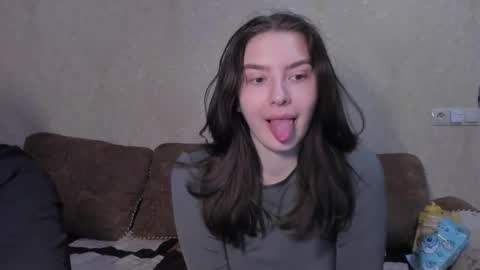 cute couple online show from 02/15/26, 01:31