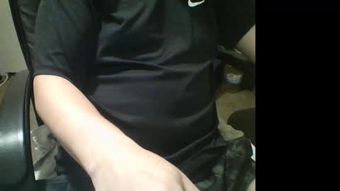 Snapshot of muzicdaddy4200 chatting on 03/16/26, 04:51 SubDaddy420 online show from 03/16/26, 04:51