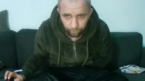 Snapshot of mvperial2301 chatting on 12/29/24, 02:27 Martin online show from 12/29/24, 02:27