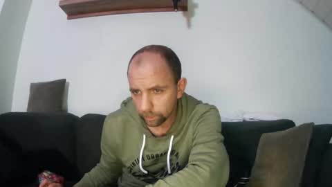 Snapshot of mvperial2301 chatting on 10/19/25, 05:57 Martin online show from 10/19/25, 05:57