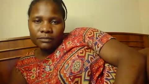 mwekas568403 online show from 11/19/25, 03:01