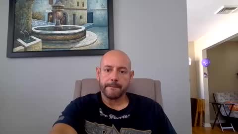 Snapshot of mworlton9 chatting on 10/01/25, 04:24 Maximus online show from 10/01/25, 04:24