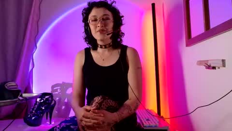 Snapshot of mx_anouk_divine chatting on 02/08/26, 04:38 Mx. Anouk Divine online show from 02/08/26, 04:38