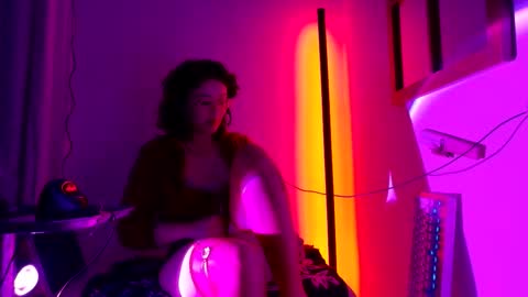 Snapshot of mx_anouk_divine chatting on 02/14/26, 03:14 Mx. Anouk Divine online show from 02/14/26, 03:14