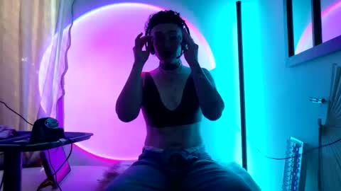 Snapshot of mx_anouk_divine chatting on 02/28/26, 12:33 Mx. Anouk Divine online show from 02/28/26, 12:33