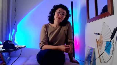 Snapshot of mx_anouk_divine chatting on 03/08/26, 12:52 Mx. Anouk Divine online show from 03/08/26, 12:52