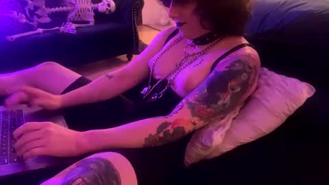 mxscary online show from 02/08/25, 05:51