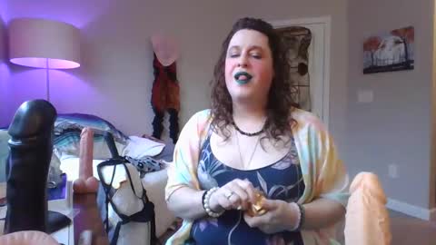 Mx Charlotte online show from 12/18/24, 04:06