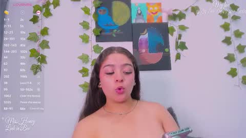 Sara IG   online show from 12/23/25, 09:07