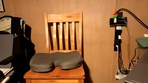 my_curiosity_ online show from 04/16/26, 04:35