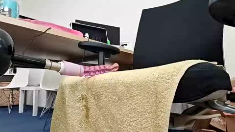 Snapshot of my_dirty_office chatting on 02/11/25, 08:15 my_dirty_office online show from 02/11/25, 08:15