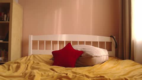 Snapshot of my_hannah chatting on 03/08/26, 12:09 Hannah welcome online show from 03/08/26, 12:09