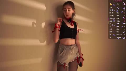 Snapshot of my_little_molly chatting on 11/11/25, 10:04 Molly online show from 11/11/25, 10:04