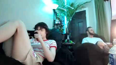 Snapshot of my_melody02 chatting on 01/12/26, 09:53 my_melody02 online show from 01/12/26, 09:53