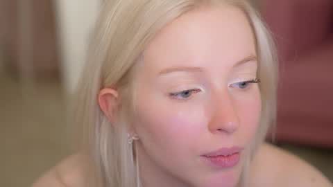 STELLA  Im here today online show from 03/02/25, 08:40