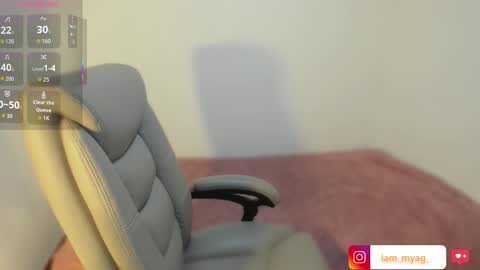 Snapshot of myaa_girl chatting on 03/02/26, 02:58 My name is Mya welcome online show from 03/02/26, 02:58