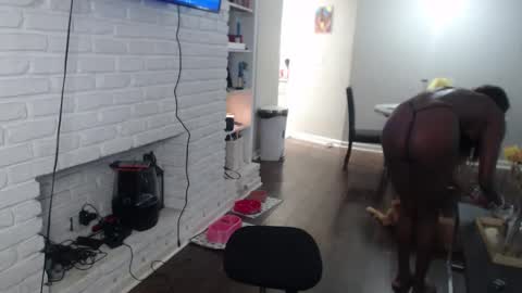 BaddMFUCKER online show from 09/17/25, 05:36