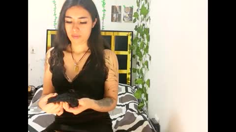 Snapshot of myagosling13 chatting on 09/15/25, 11:16 miagosling NTMU Dont forget follow me online show from 09/15/25, 11:16