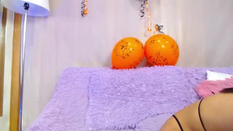 Snapshot of myathtylerth chatting on 10/29/25, 07:15 Mya online show from 10/29/25, 07:15