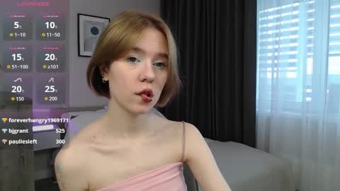Lana online show from 05/05/26, 07:16