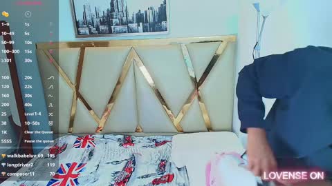 Snapshot of myblackdope_ chatting on 01/01/25, 06:38 Samanta online show from 01/01/25, 06:38