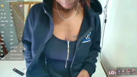 Snapshot of myblackdope_ chatting on 01/04/25, 12:49 Samanta online show from 01/04/25, 12:49
