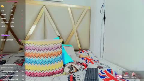 Snapshot of myblackdope_ chatting on 01/06/25, 03:29 Samanta online show from 01/06/25, 03:29