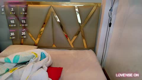 Snapshot of myblackdope_ chatting on 01/18/25, 12:26 Samanta online show from 01/18/25, 12:26