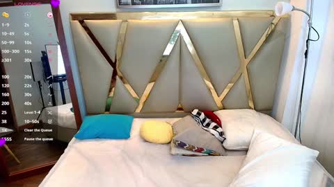 Snapshot of myblackdope_ chatting on 02/04/25, 12:44 Samanta online show from 02/04/25, 12:44