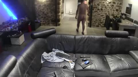 Snapshot of myckadow chatting on 02/08/26, 08:56 AlexSynopsis online show from 02/08/26, 08:56