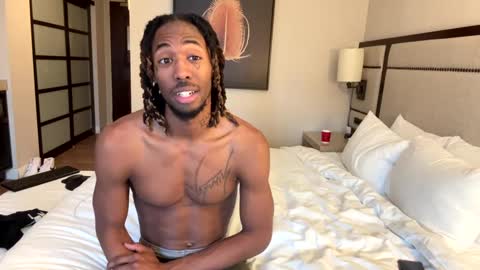 Snapshot of mycreamydreams chatting on 01/11/25, 09:57 mycreamydreams online show from 01/11/25, 09:57